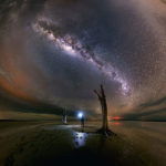 night-sky-photography-lake-dumbleyung-western-australia-michael-goh__880-1-Lost-In-The-Dark-Lake-Dumbleyung-Western-Australia